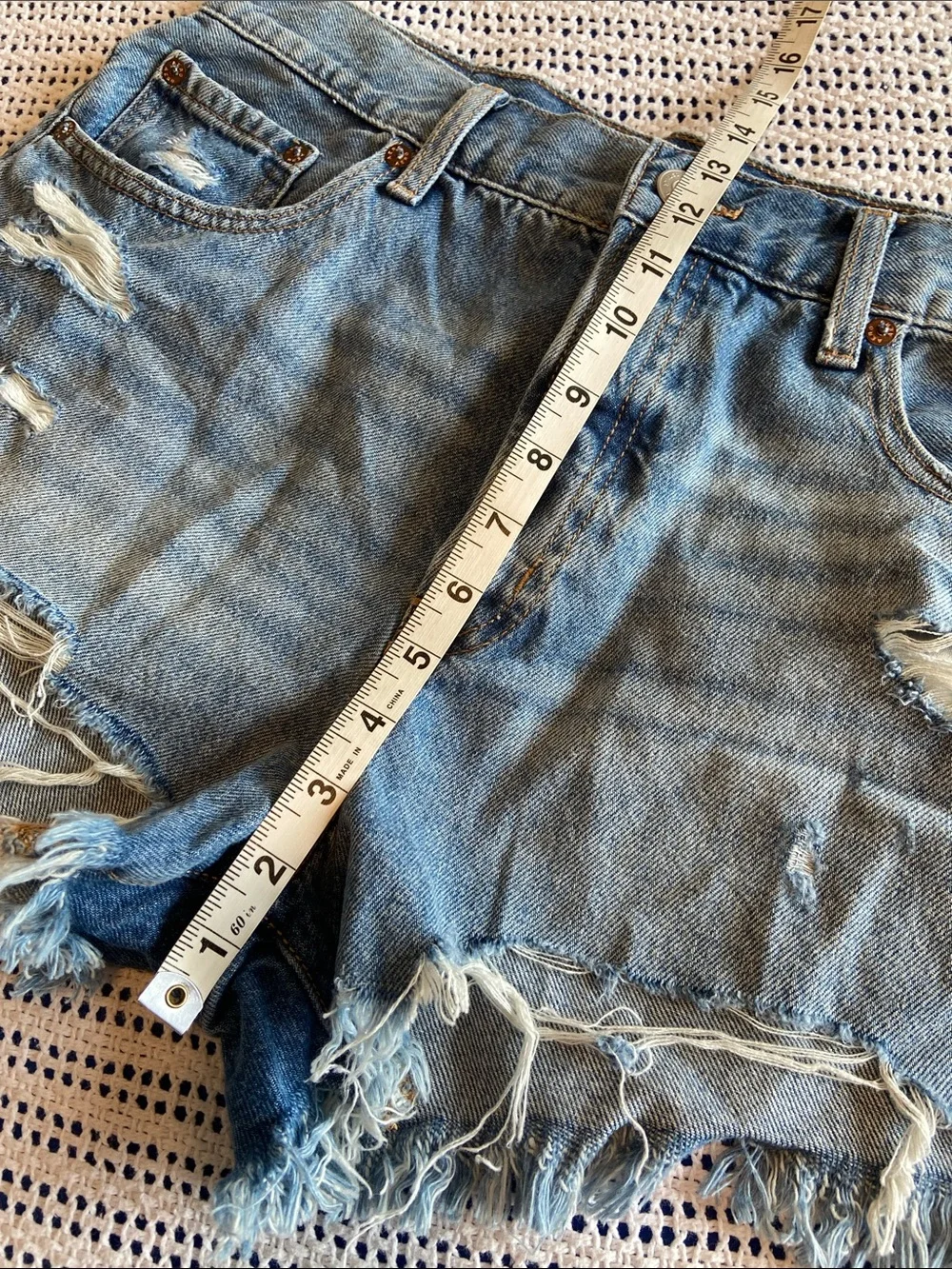 AERO Premium Air Denim Boyfriend Distress Shorts Button Fly Size 10